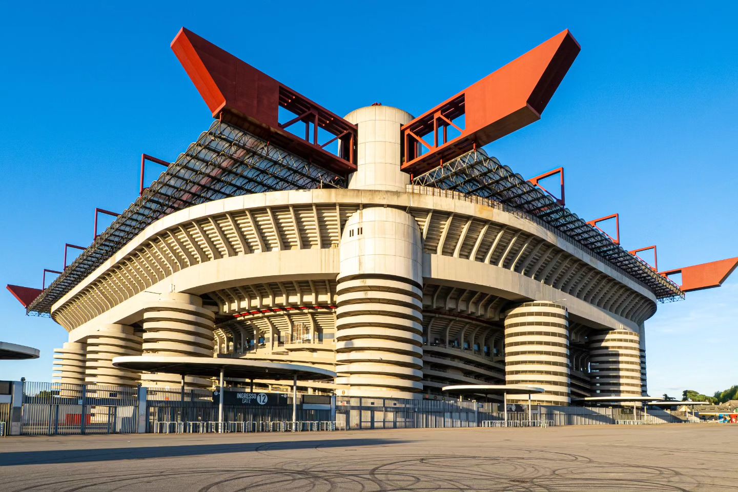 San Siro Stadium: The Legendary Home of Inter Milan and AC Milan