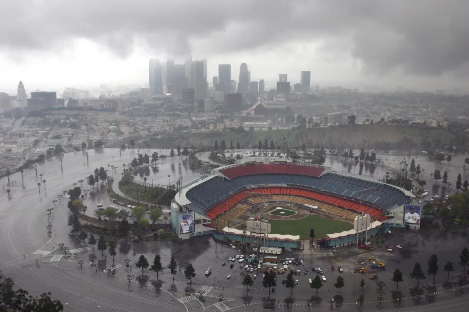 FACT FOCUS: Is Dodger Stadium flooded? No, it was just an illusion